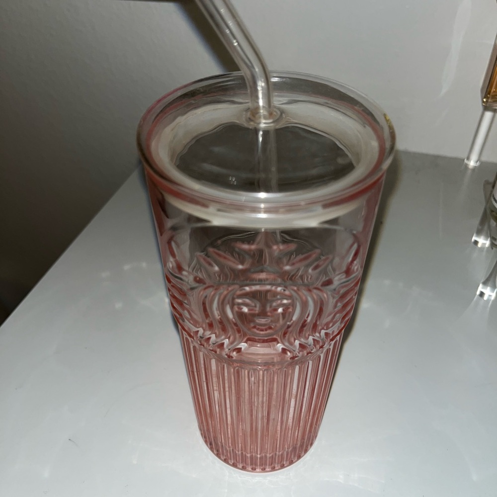 Starbucks glass cup with lid and straw